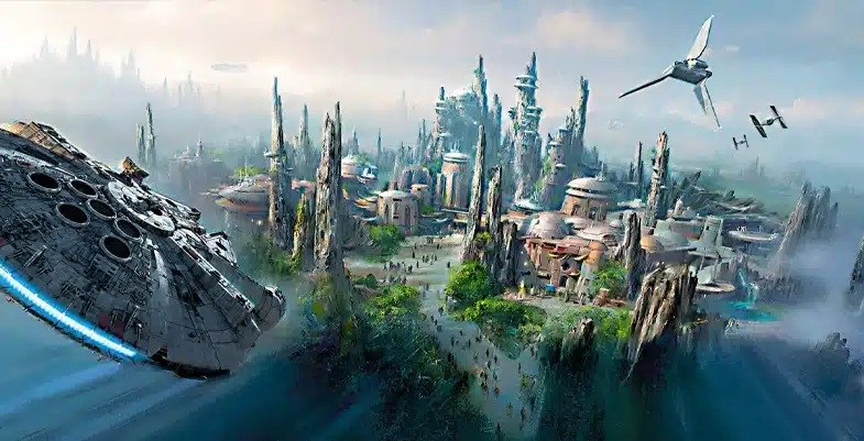 Vue aérienne de la ville de Batuu avec le Faucon Millenium en vol au premier plan, entouré de flèches rocheuses et de bâtiments futuristes, sous un ciel clair avec des vaisseaux volants en arrière-plan.